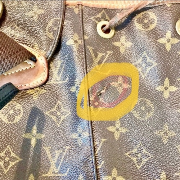 Authentic Louis Vuitton GM Montsouris Backpack. - Picture 10 of 11